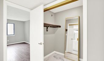 8545 La Corrida Ct, Indianapolis, IN 46227