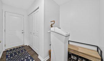 1183 Kingsmill Dr, Algonquin, IL 60102