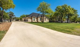 173 Hidden Pond, Adkins, TX 78101