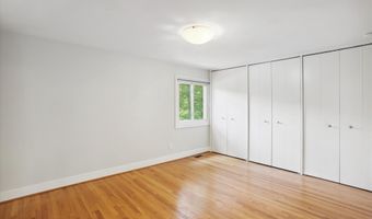 8206 STONE TRAIL Dr, Bethesda, MD 20817