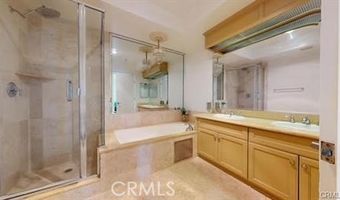 1176 Wellesley Ave 1, Los Angeles, CA 90049