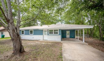 206 Beverly Dr, Ocean Springs, MS 39564
