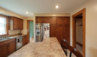 804 6th Ave, Alton, IA 51003