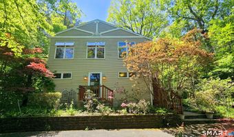 29 Carol St, Danbury, CT 06810