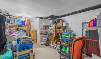 1026 Kehrs Mill Rd 4, Ballwin, MO 63011