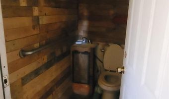 910 S Ninth St, Augusta, AR 72006