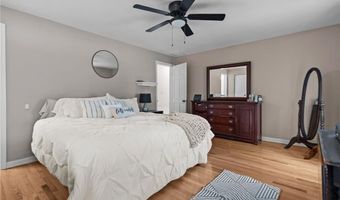 5 Olivia Ct, Johnston, RI 02919