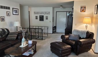 107 Golf Course Dr, Armstrong, IA 50514
