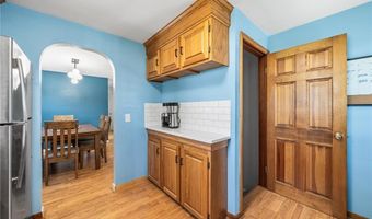 10 Craigie St, North Providence, RI 02911