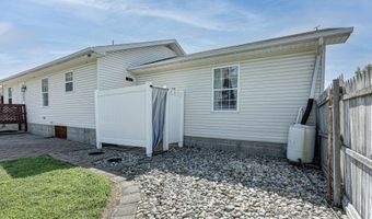 10228 BAYSIDE Dr, Dover, DE 19901