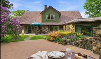 10 Hamilton Hl, Glocester, RI 02829