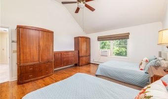 6 Colonial Cir, Alloway, NJ 07418