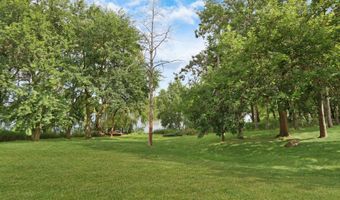 1015 Timber Lake Dr, Antioch, IL 60002