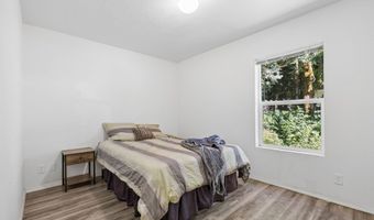 66295 E CRYSTAL CREEK Rd, Brightwood, OR 97011