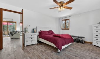 87 Maple Ridge Dr, Monmouth, ME 04259