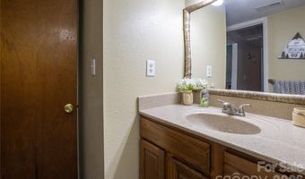 84 Sheets Farm Rd, Bakersville, NC 28705
