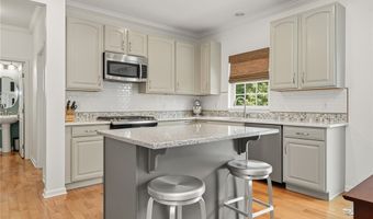 207 Windham Ln, Adams Twp., PA 16046