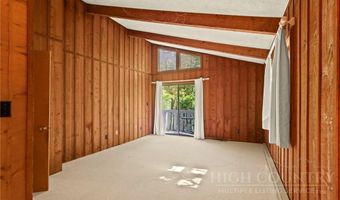 455 Boulder Gardens Rd, Banner Elk, NC 28604