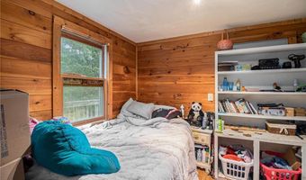 78 Pine Dr, Tallapoosa, GA 30176