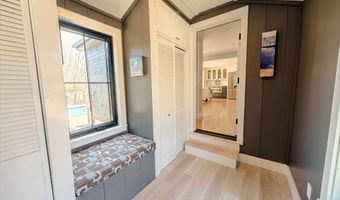 16 Cottage St, Belfast, ME 04915