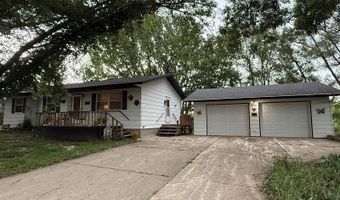 2040 Clover Dr, Akron, IA 51001