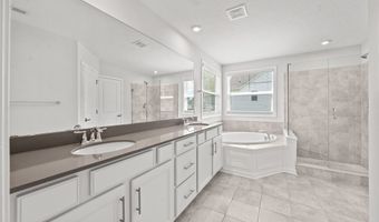 792 NANCY Dr, Aurora, OH 44202