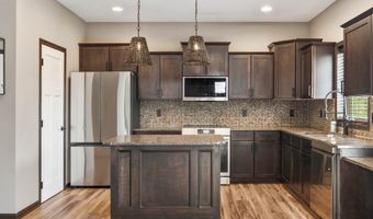 1519 NE Williamsburg Dr, Ankeny, IA 50021
