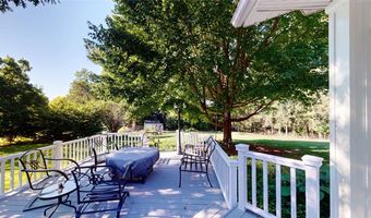 3840 CHAPEL HILL Dr, Erie, PA 16506