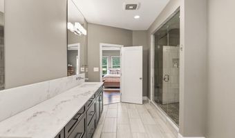 4226 40TH St N, Arlington, VA 22207