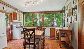 22128 5TH St, Abita Springs, LA 70420