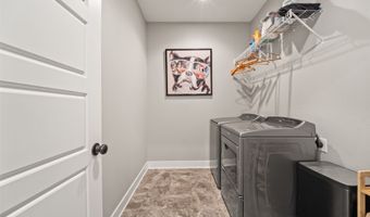 302 33rd St SE, Altoona, IA 50009
