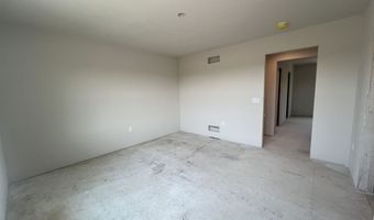 2811 Crinkle Root Dr, Fitchburg, WI 53711