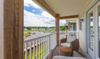 11200 SEABISCUIT Ln 101, Berlin, MD 21811