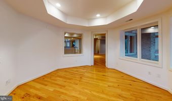 9629 EAGLE RIDGE Dr, Bethesda, MD 20817