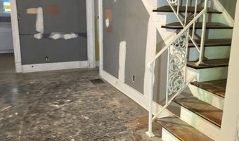 207 E Broadway St, Alexandria, IN 46001