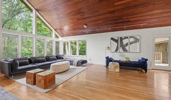 5315 Red Fox Run, Ann Arbor, MI 48105