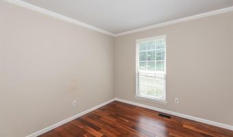925 Westrun Dr, Ballwin, MO 63021