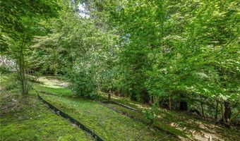 35 Fenchurch Dr, Bella Vista, AR 72715