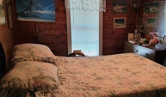1658 County Road 4305, Annona, TX 75550