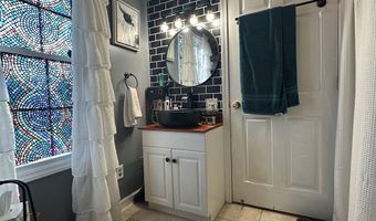 310 Alta Heights Rd, Asbury, WV 24916