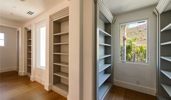 29462 Malibu View Ct, Agoura Hills, CA 91301