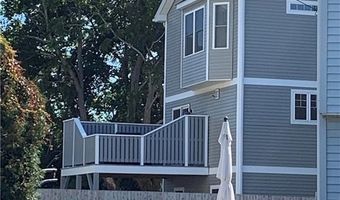 20 Robert Ave, Warwick, RI 02818