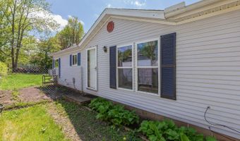 943 Howell, Adrian, MI 49221
