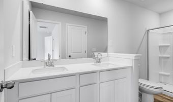 1072 A Dominy Ct, Camden, SC 29020