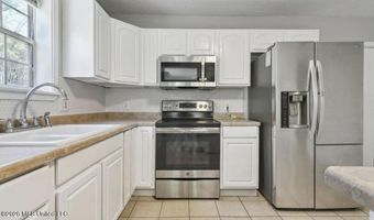 4017 7th Ave, Bay St. Louis, MS 39520