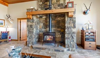 374 UPPER RIDGE Rd, Alpine, WY 83128