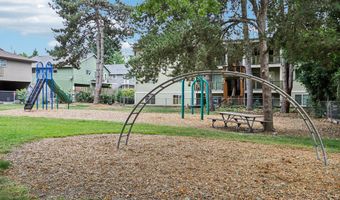 13397 SW 17TH St, Beaverton, OR 97008
