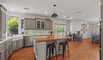 3904 Golf Course Dr, Alma, AR 72921
