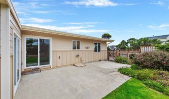 975 OCEAN Dr, Bandon, OR 97411