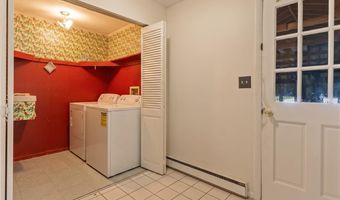 100 Stony Ln, Exeter, RI 02882